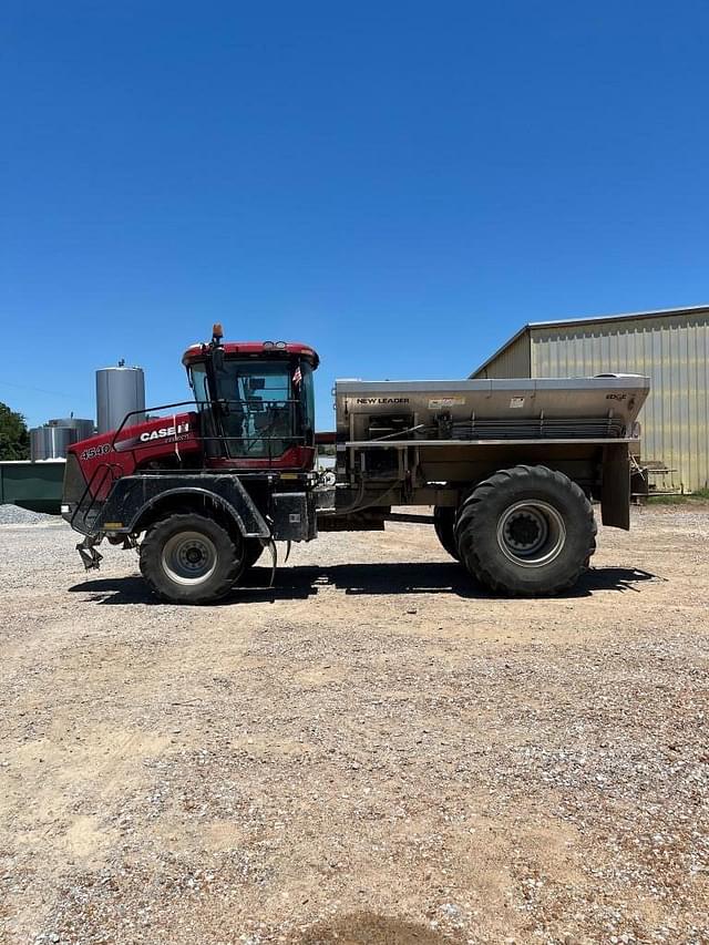 Image of Case IH Titan 4540 equipment image 2