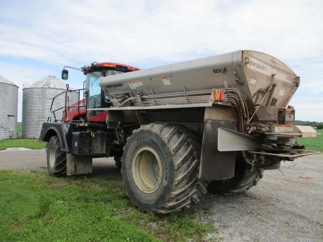 Image of Case IH Titan 4540 equipment image 2