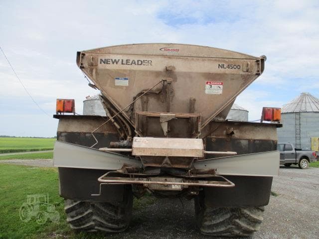 Image of Case IH Titan 4540 equipment image 3