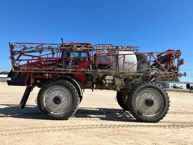 Image of Case IH 5550 Trident equipment image 2