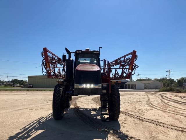Image of Case IH 5550 Trident equipment image 1