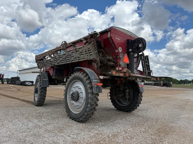 Image of Case IH 5550 Trident equipment image 2