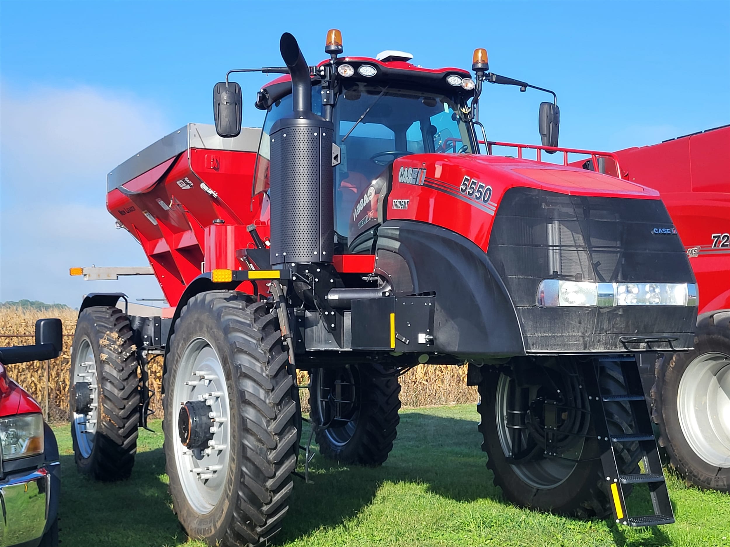 2022 Case IH 5550 Trident Equipment Image0