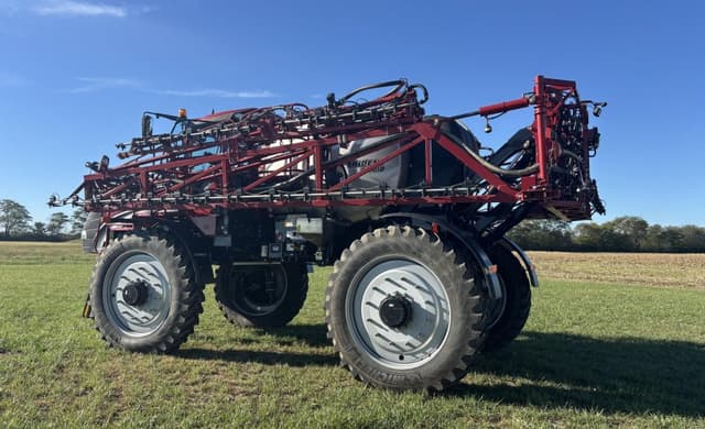 Image of Case IH 5550 Trident equipment image 4