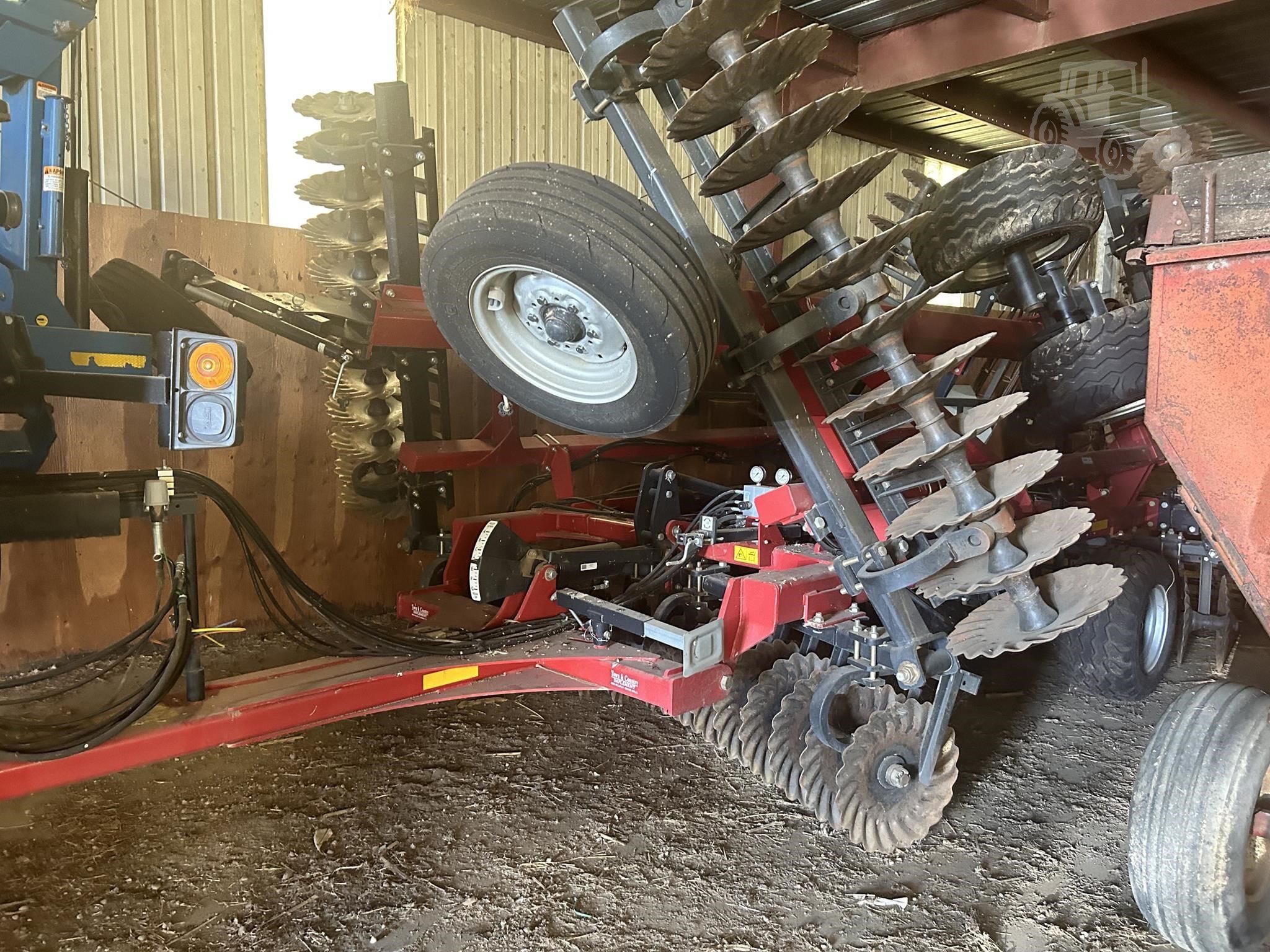 2022 Case IH 335VT Equipment Image0