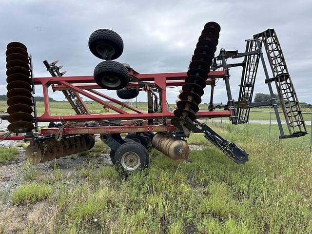 Image of Case IH 345 equipment image 2