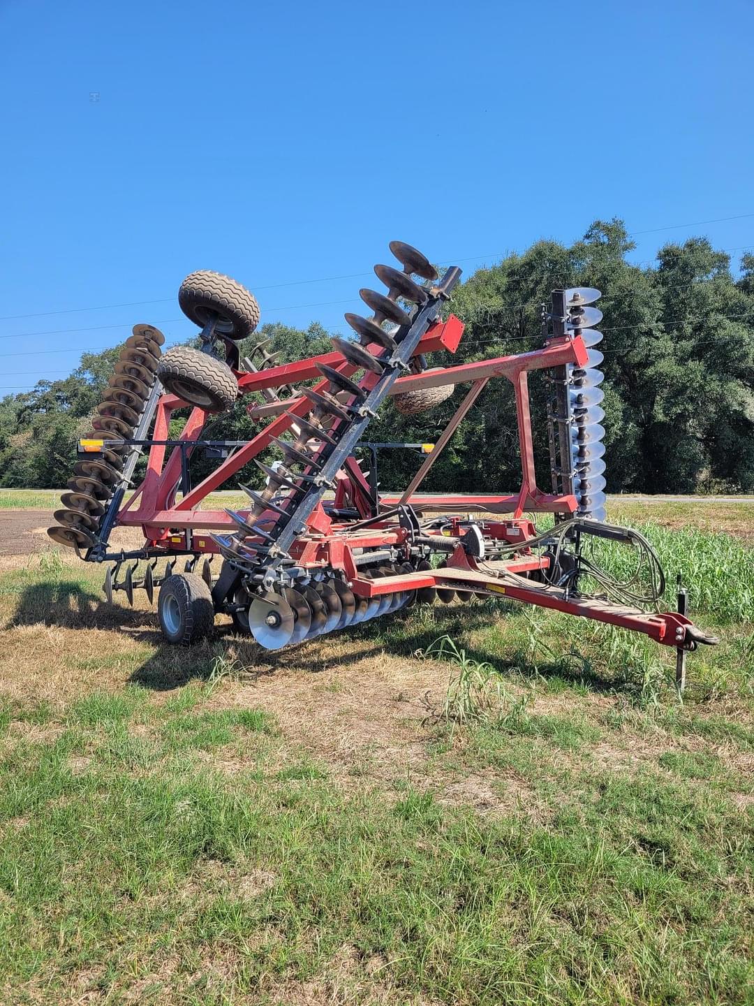 Image of Case IH 345 Image 1