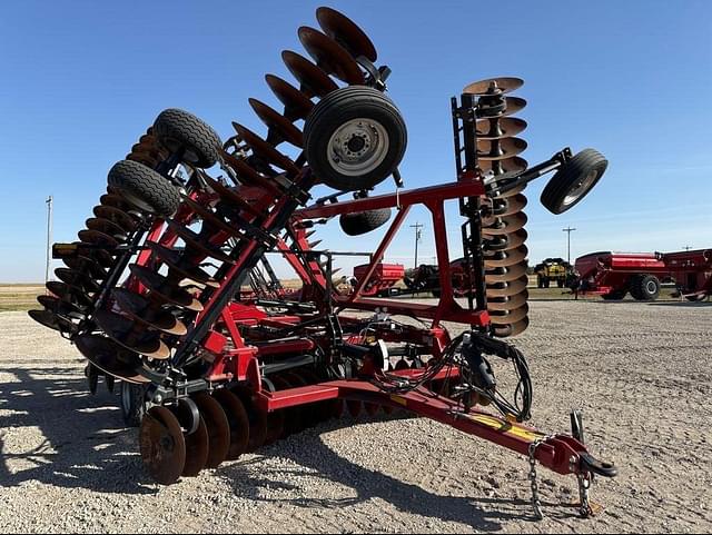 Image of Case IH 375 equipment image 1