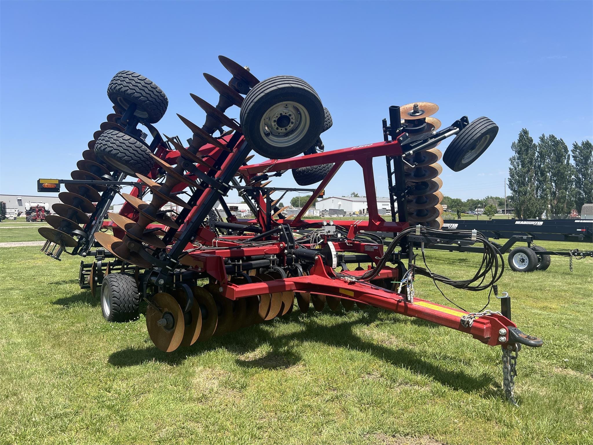 2022 Case IH 335VT Equipment Image0