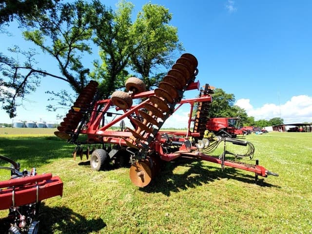 Image of Case IH 375 equipment image 1