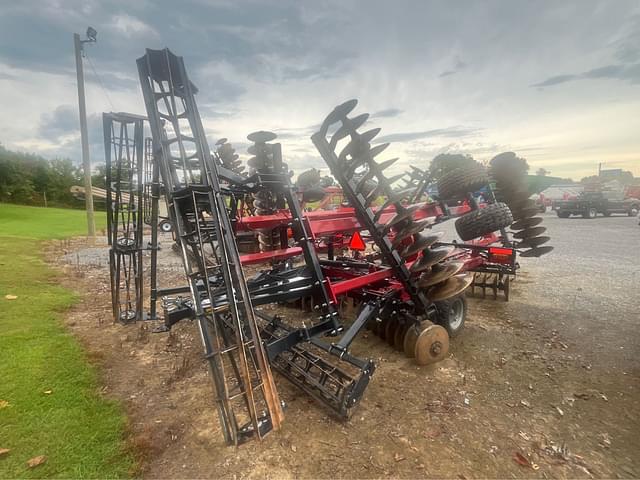 Image of Case IH 345 equipment image 2