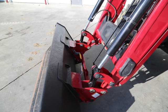 Image of Case IH VESTRUM 130 equipment image 4