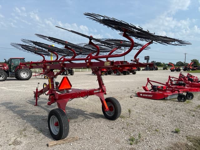 Image of Case IH WR102 equipment image 2