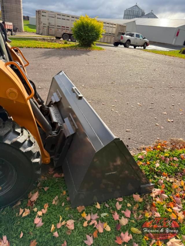 Image of Case SR175B equipment image 3