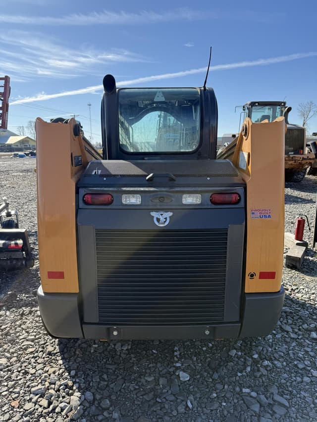 Image of Case TR270B equipment image 2