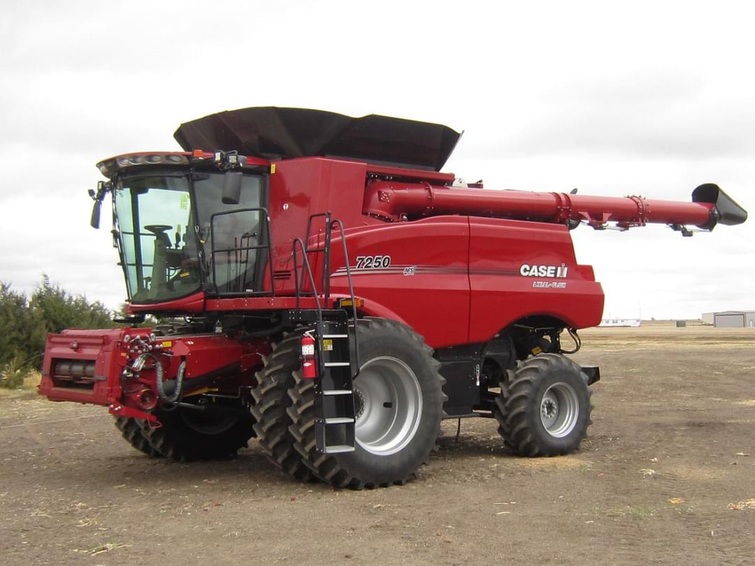 Image of Case IH 7250 Image 1