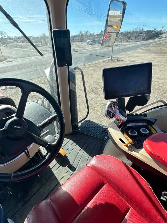 Image of Case IH Magnum 310 equipment image 3