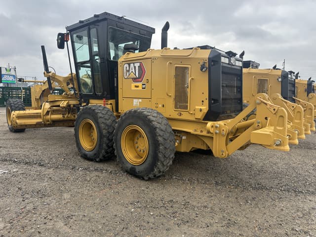 Image of Caterpillar 140GC equipment image 3