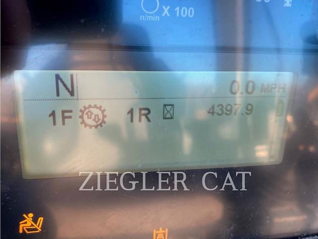 Image of Caterpillar 140 equipment image 1
