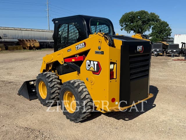 Image of Caterpillar 236D3 equipment image 3