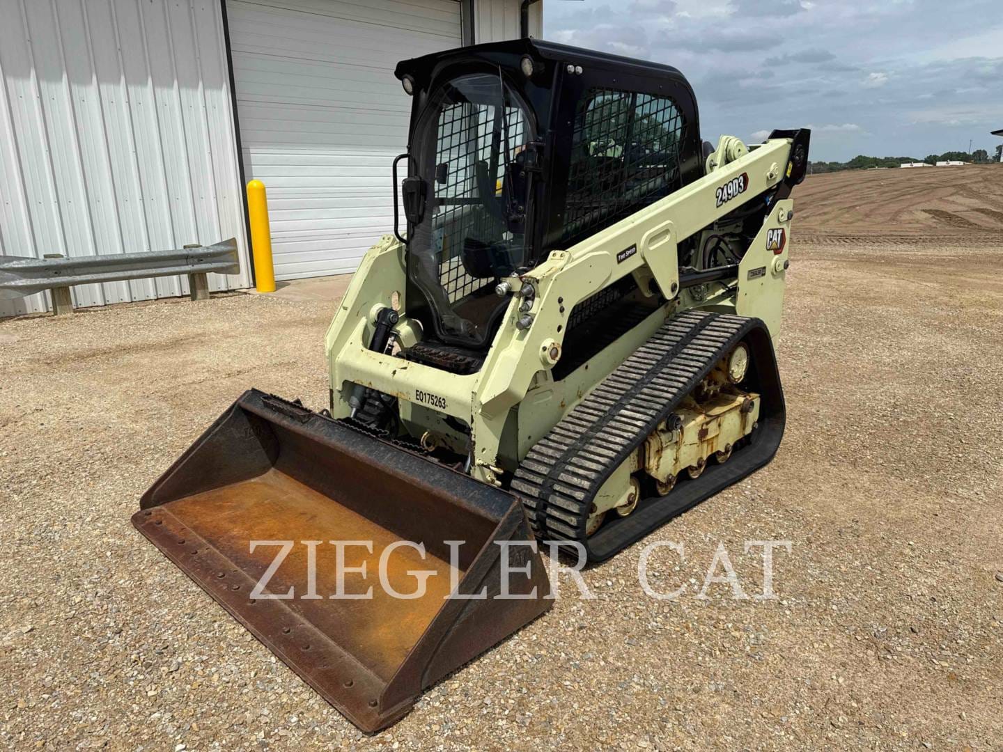 2022 Caterpillar 249D3 Equipment Image0