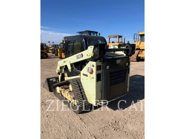 Image of Caterpillar 249D3 equipment image 3