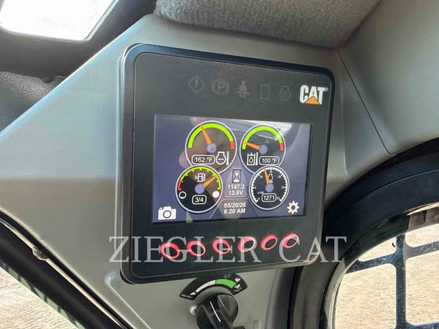 Image of Caterpillar 249D3 equipment image 4
