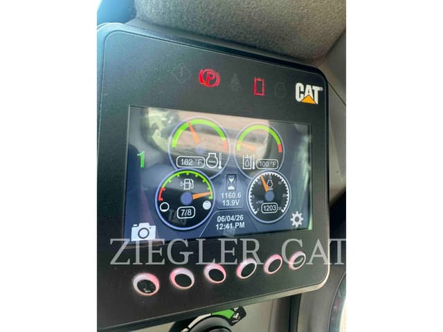 Image of Caterpillar 249D3 equipment image 4