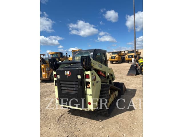 Image of Caterpillar 249D3 equipment image 2