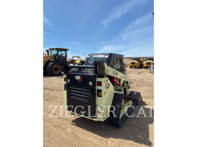 Image of Caterpillar 249D3 equipment image 2
