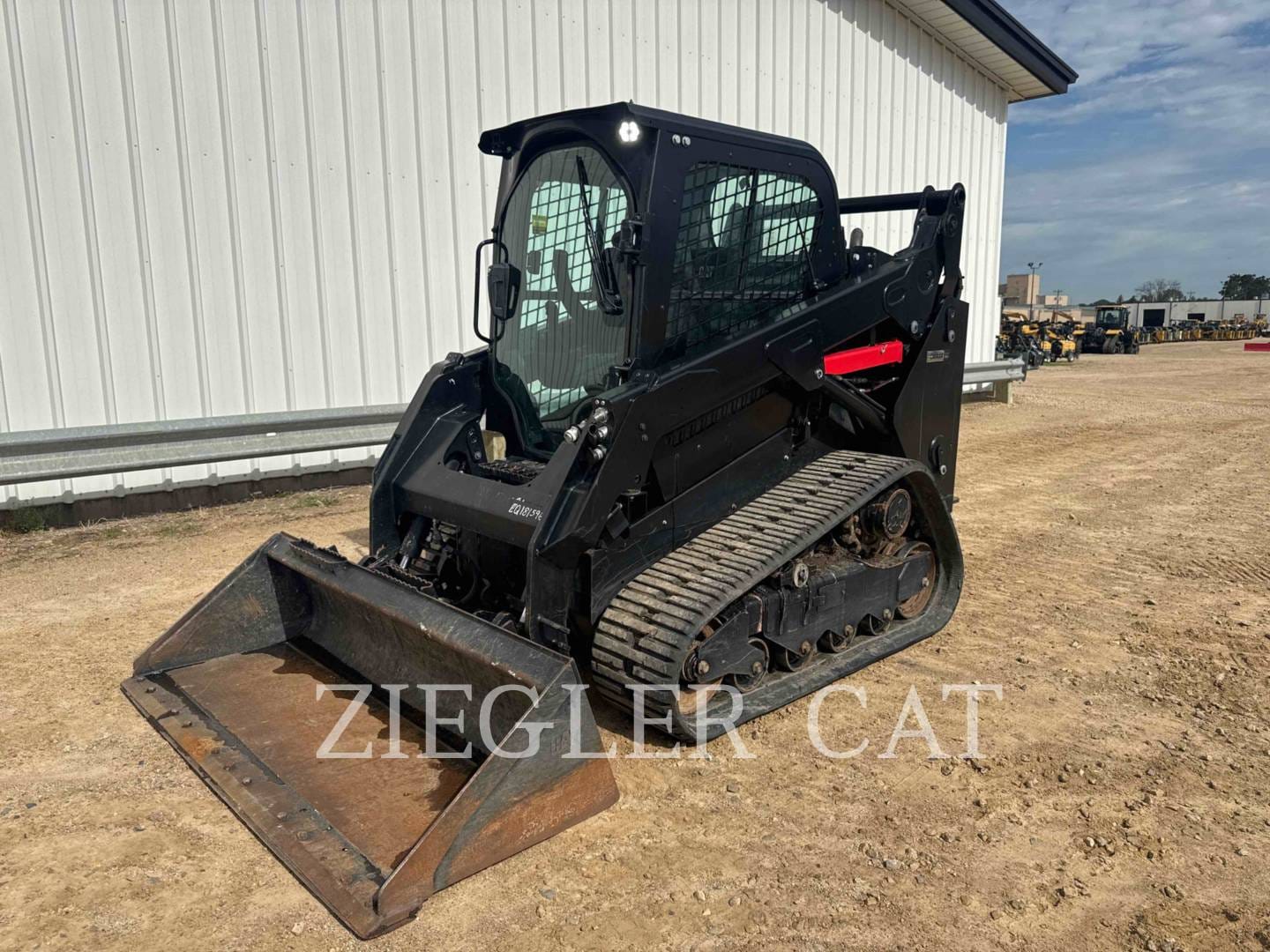 2022 Caterpillar 259D3 Equipment Image0