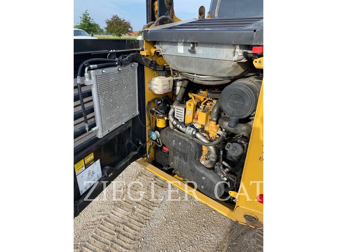 Image of Caterpillar 259D3 Primary image