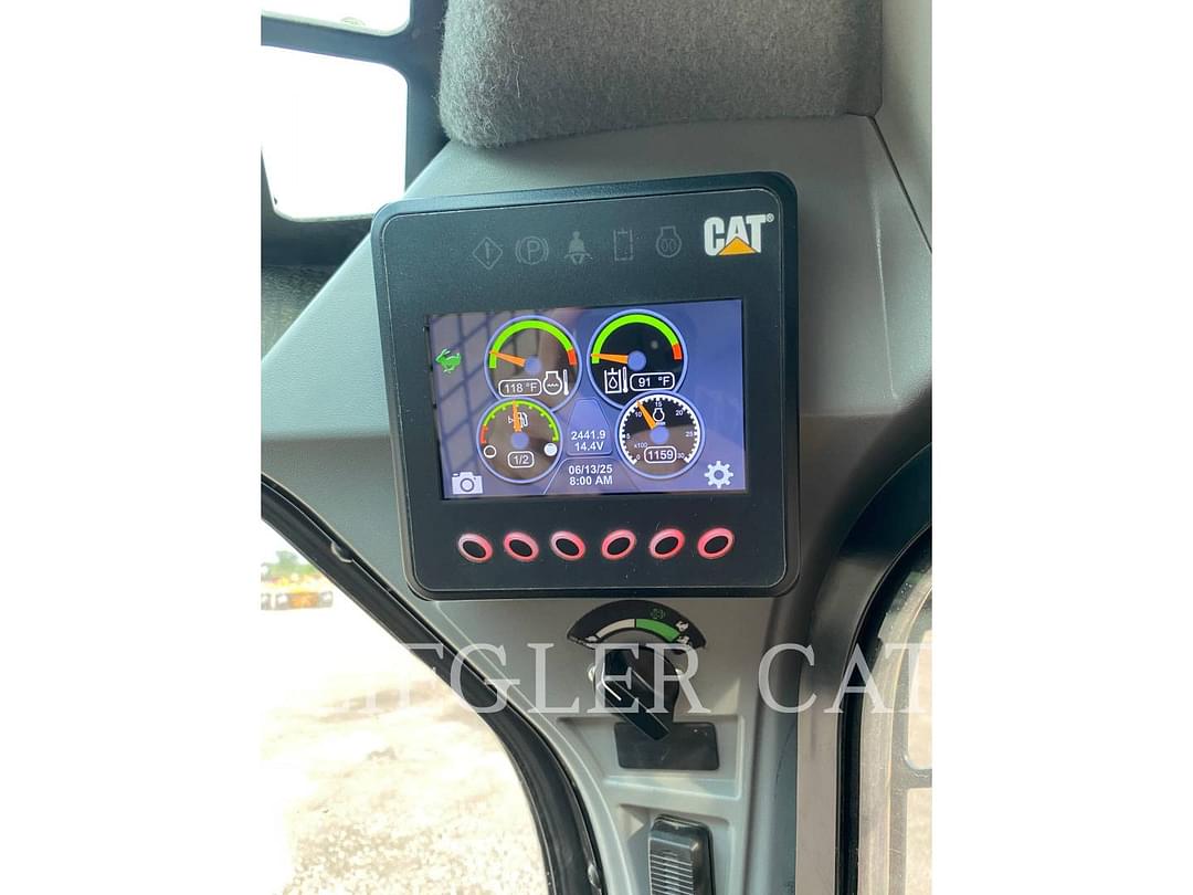 Image of Caterpillar 259D3 Primary image