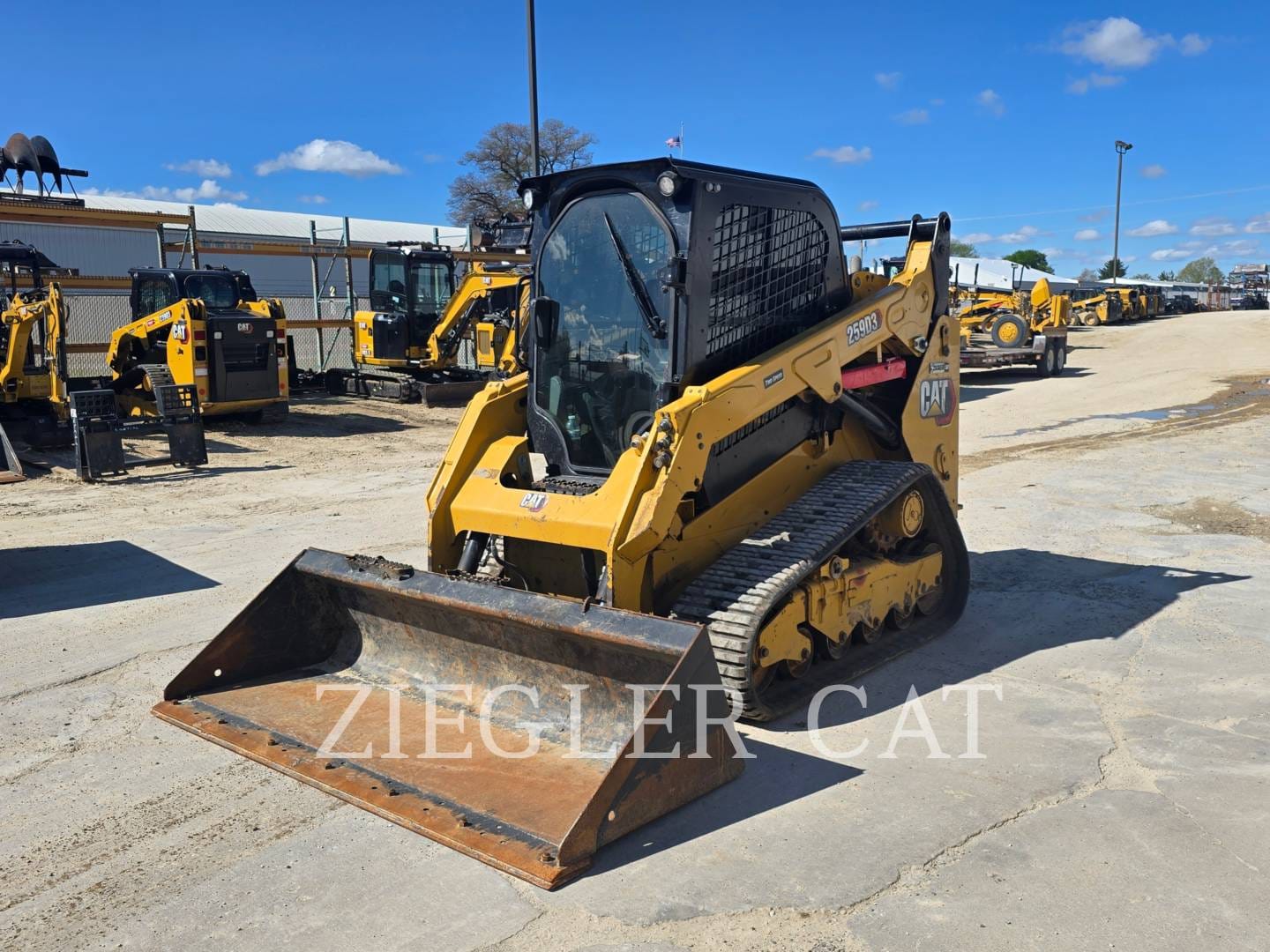 2022 Caterpillar 259D3 Equipment Image0