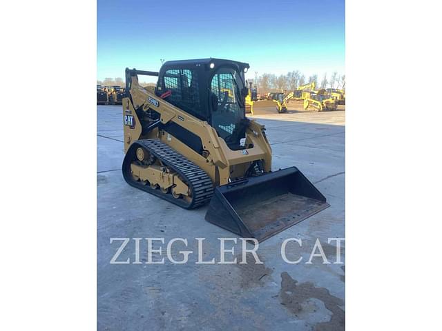 Image of Caterpillar 259D3 equipment image 4