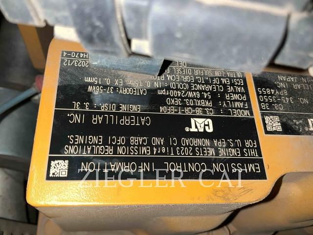 Image of Caterpillar 259D3 equipment image 3