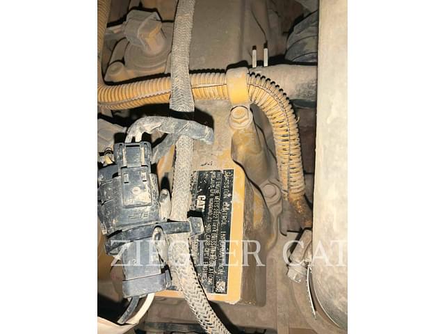 Image of Caterpillar 259D3 equipment image 2