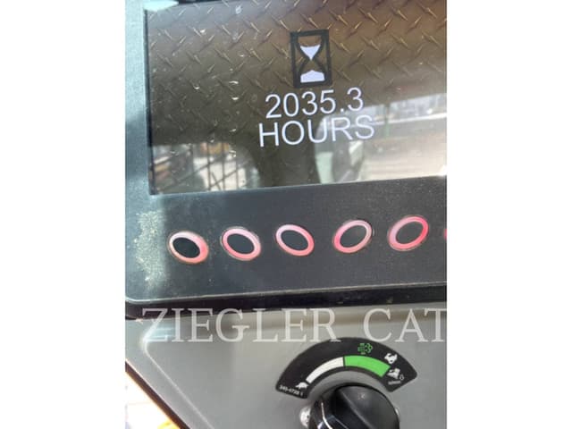 Image of Caterpillar 259D3 equipment image 4