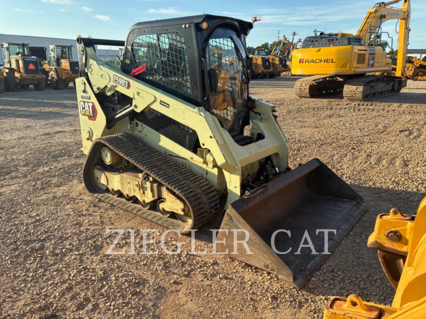 2022 Caterpillar 259D3 Equipment Image0
