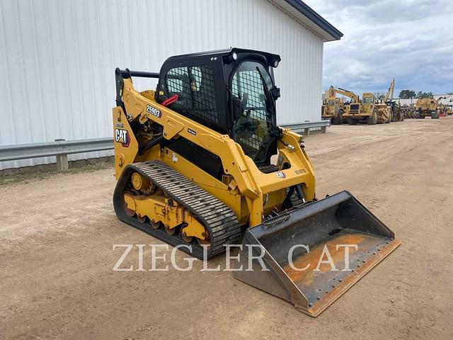 Image of Caterpillar 259D3 equipment image 4