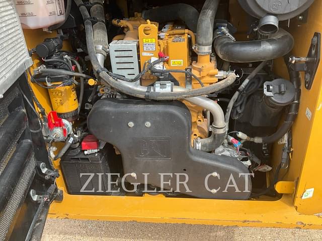 Image of Caterpillar 279D3 equipment image 1