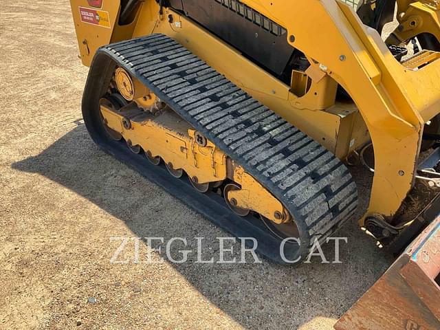 Image of Caterpillar 289D3 equipment image 3