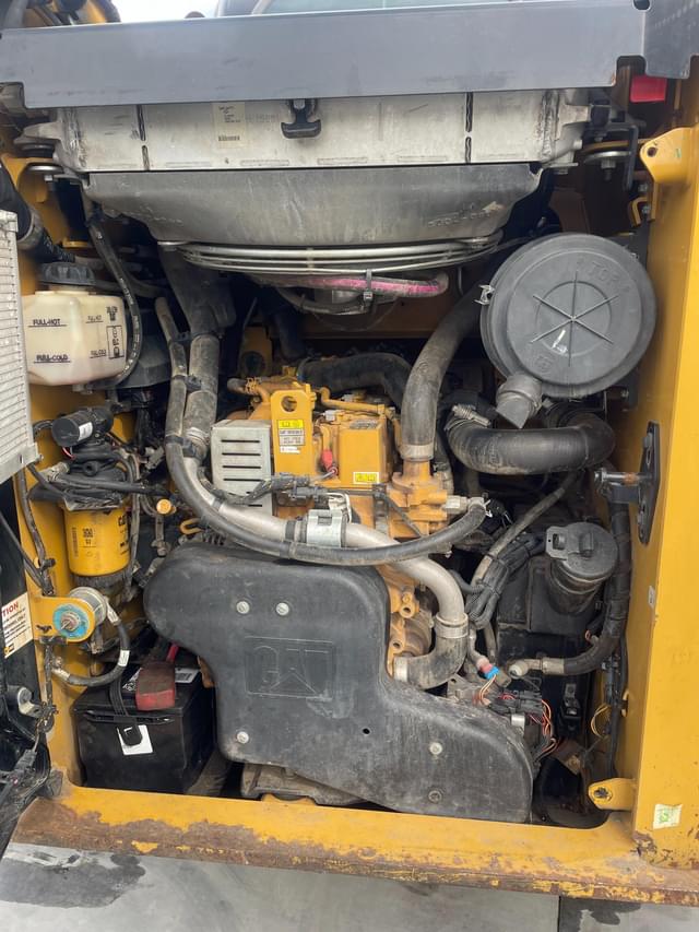 Image of Caterpillar 289D3 equipment image 4