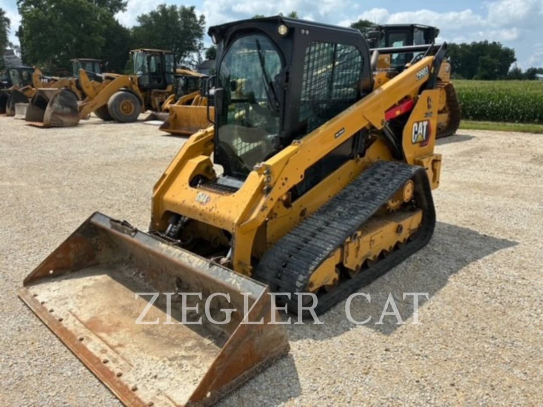 Image of Caterpillar 299D3 Primary image