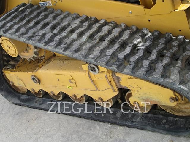 Image of Caterpillar 299D3 equipment image 4