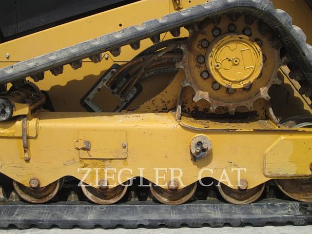 Image of Caterpillar 299D3 equipment image 4
