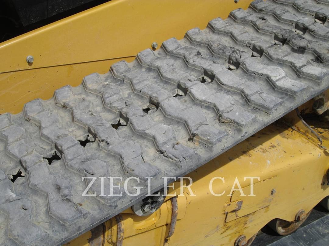 Image of Caterpillar 299D3 Primary image