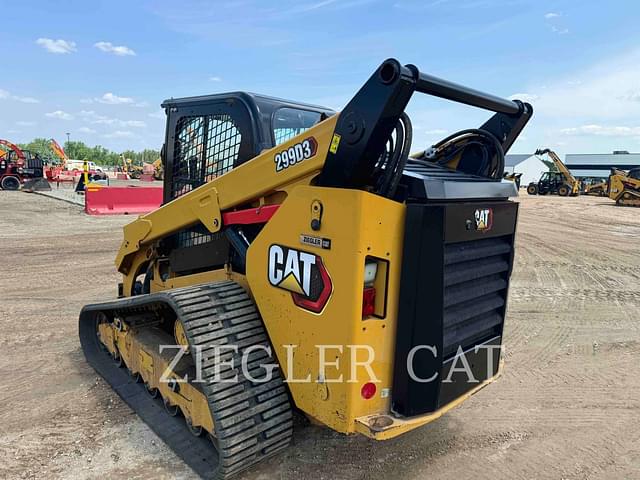 Image of Caterpillar 299D3 equipment image 3