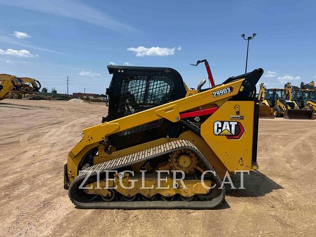 Image of Caterpillar 299D3 equipment image 3