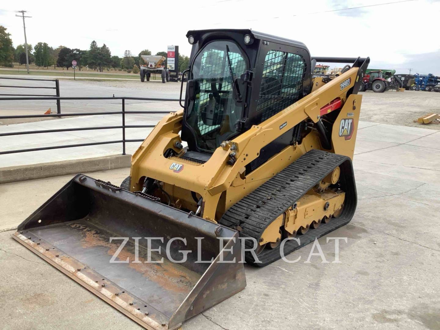 2022 Caterpillar 299D3 Equipment Image0